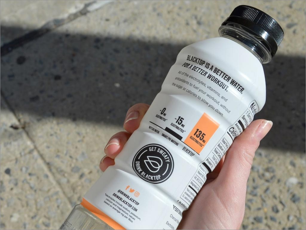 美國布萊克托普運(yùn)動飲料包裝實(shí)物照片