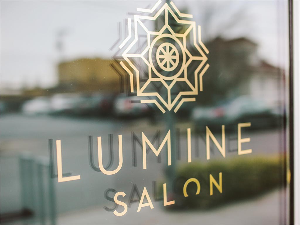 美國Lumine Salon美容美發(fā)沙龍店面玻璃防撞貼設計