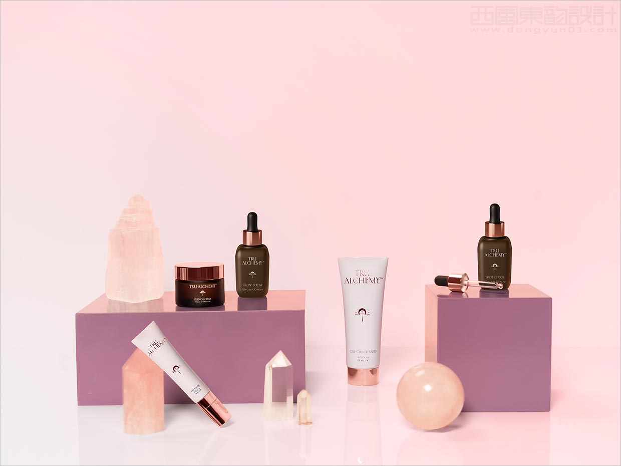 美國Tru Alchemy清潔護(hù)膚品包裝盒與瓶體設(shè)計