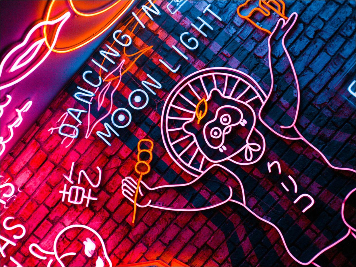 印尼Kanpai日式主題酒吧店面SI設計之店內環(huán)境設計