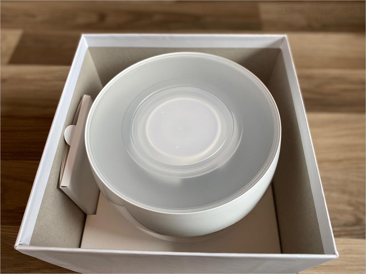 荷蘭飛利浦燈具燈飾日用照明產(chǎn)品包裝設計之內(nèi)部結構設計